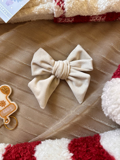 Bark and Sleigh Dog Bow