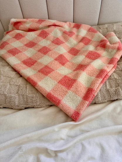 Penny Teddy Fleece Pet Blanket